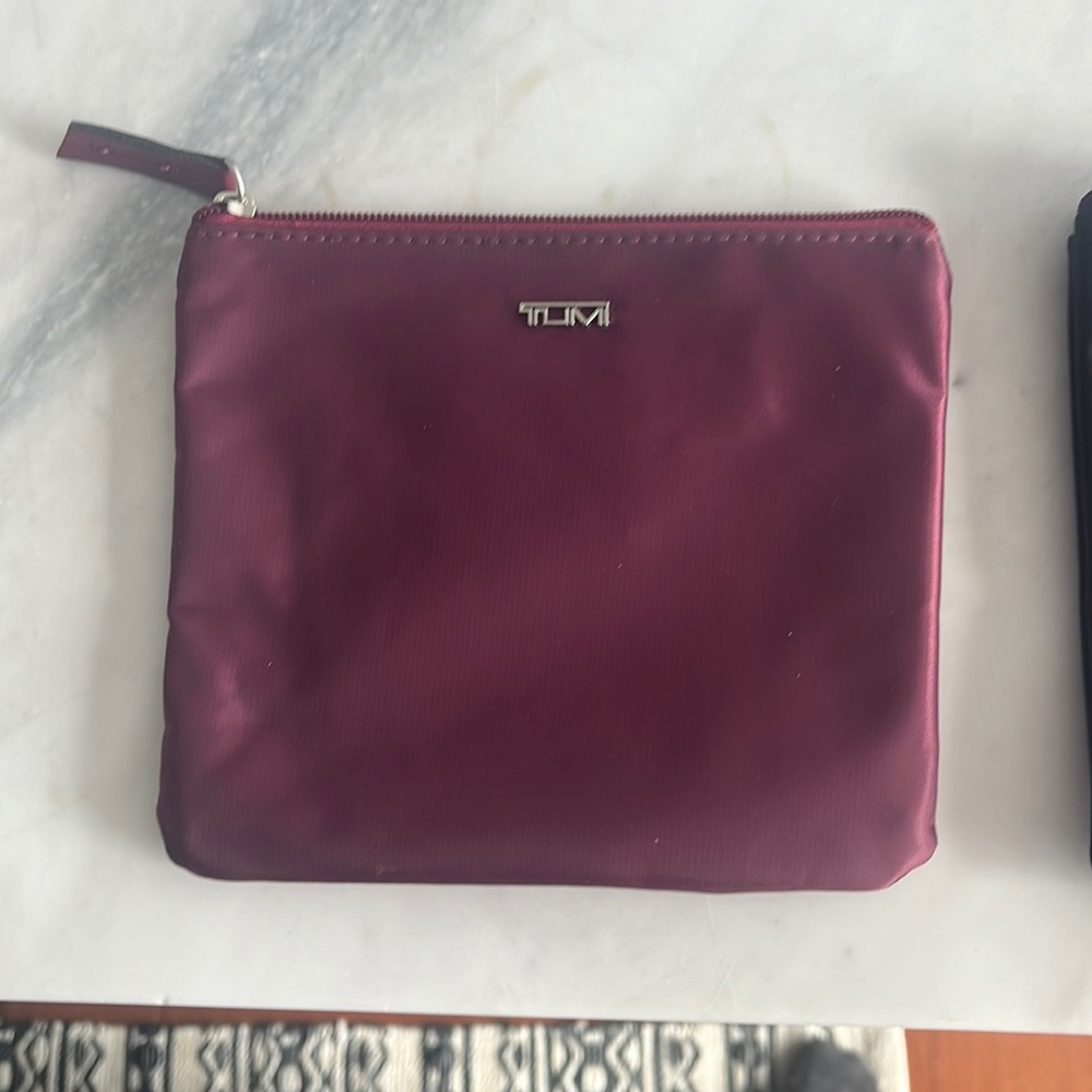 Tumi amenity kit